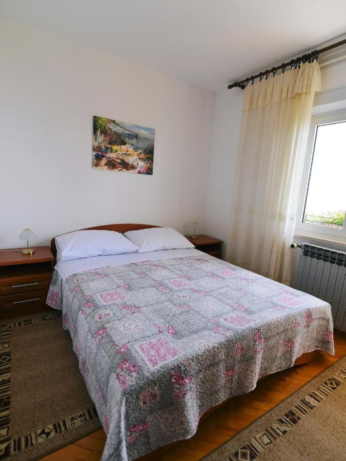 Bed And Breakfast Rooms Valentin Moscenicka Draga Exterior photo